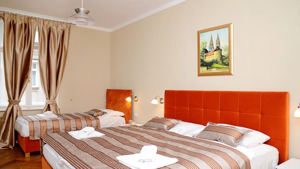 Flowers City Center Apartments Zagreb Buitenkant foto